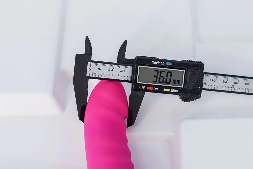 Cậu Bé Giả Đa Năng VIBRATION - 12 Chế Độ - Tỏa Nhiệt Thông Minh 3 Dương Vật Giả Đa Năng VIBRATION Digiheat – 12 Chế Độ Rung & Sưởi Ấm Thông Minh