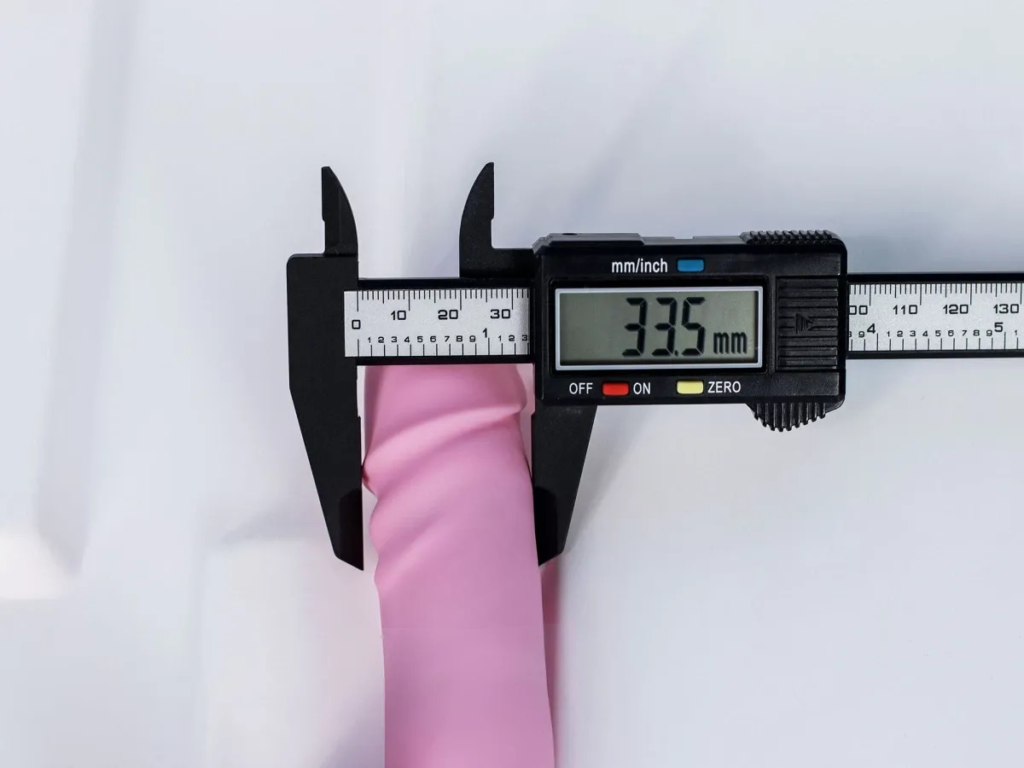 Cậu Bé Giả Đa Năng Yeain Vibrators - Rung - Thụt - Liếm 3 Máy Massage Thư Giãn Yeain Vibrators - Rung - Thụt - Liếm